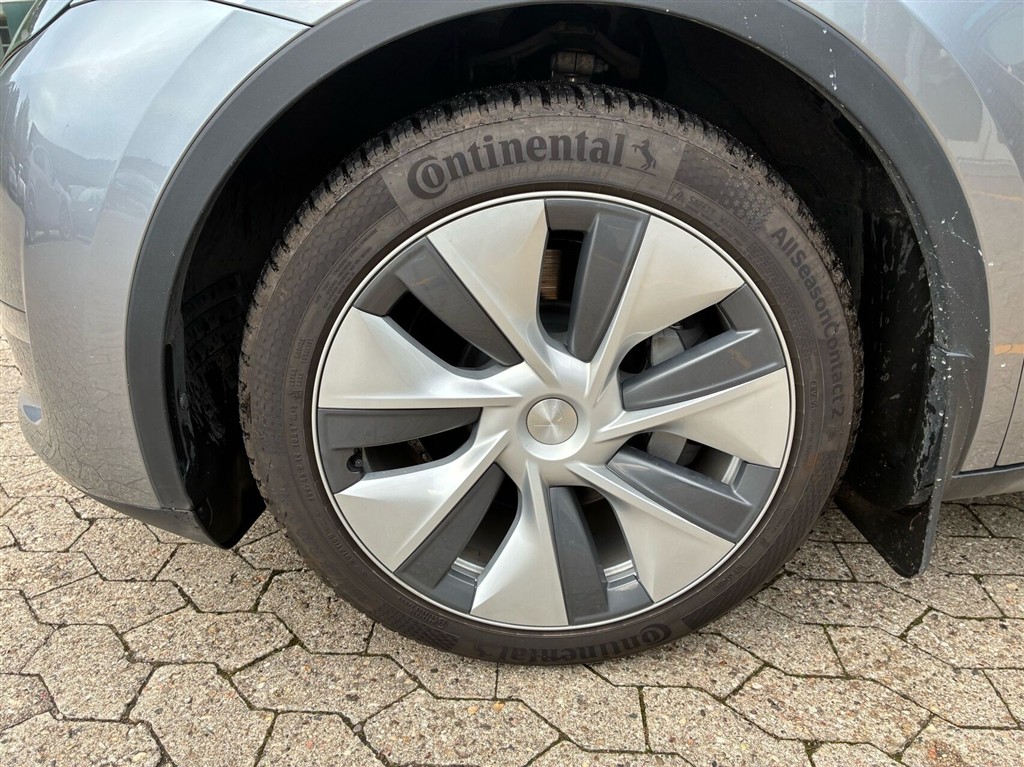 Tesla Model Y Long Range billede 6