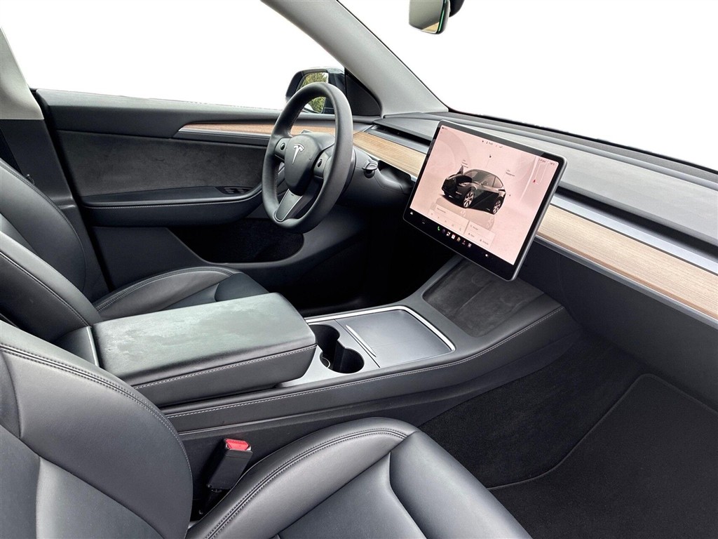 Tesla Model Y Long Range billede 2