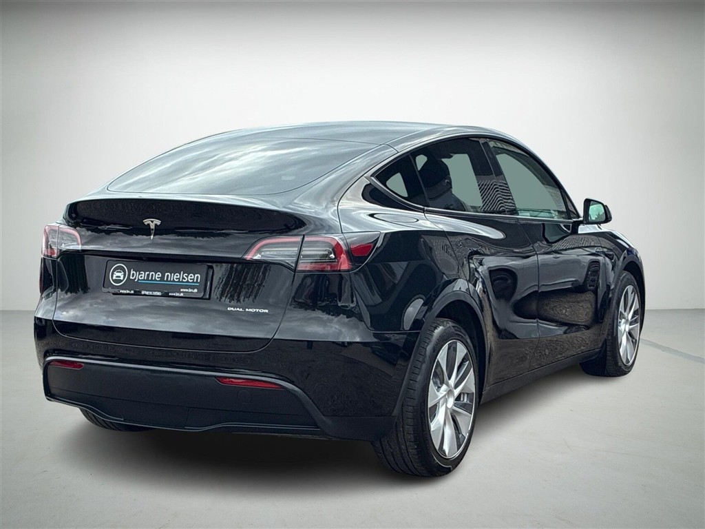 Tesla Model Y Long Range billede 11
