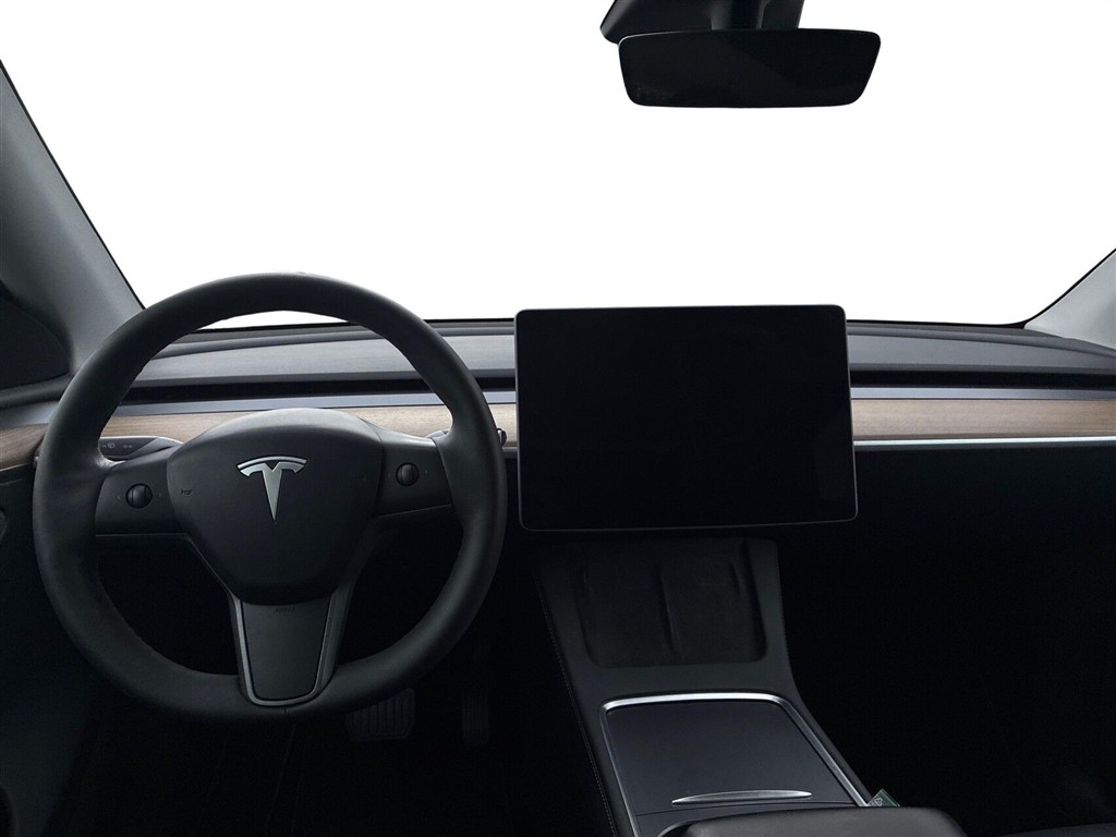 Tesla Model Y Long Range billede 16