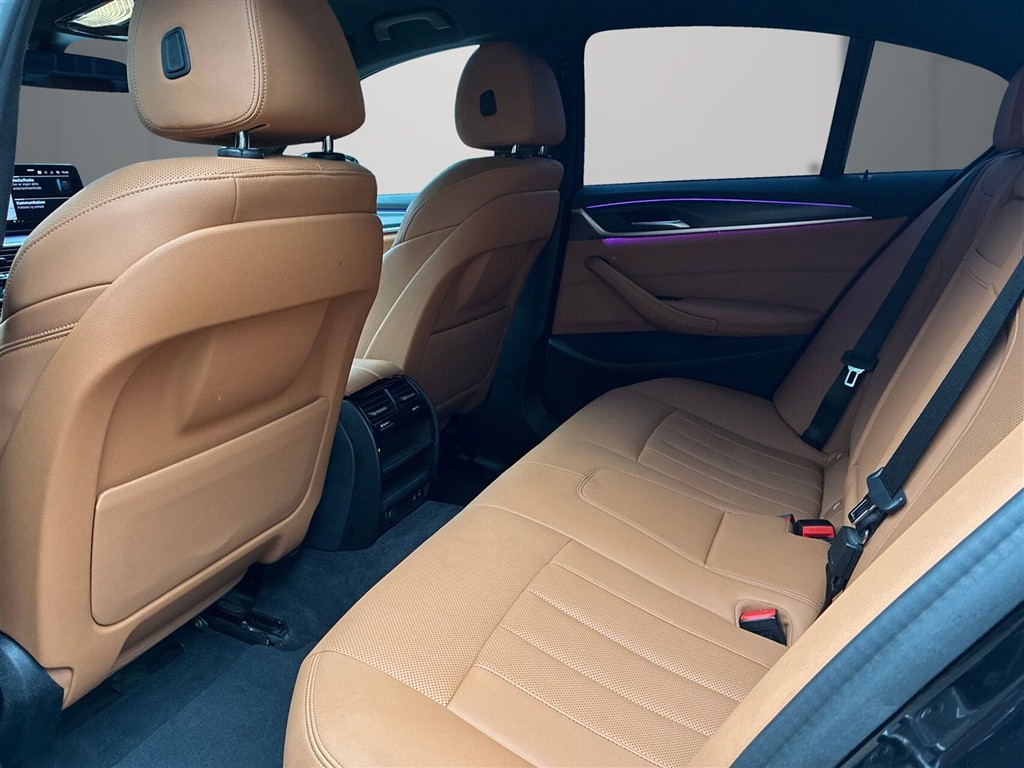 BMW 545e M-Sport billede 9