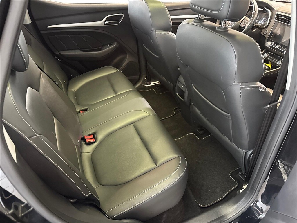 MG ZS EV Luxury billede 12
