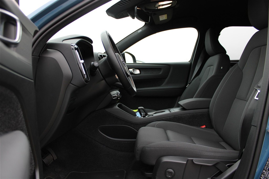 Volvo EX40 Core billede 4