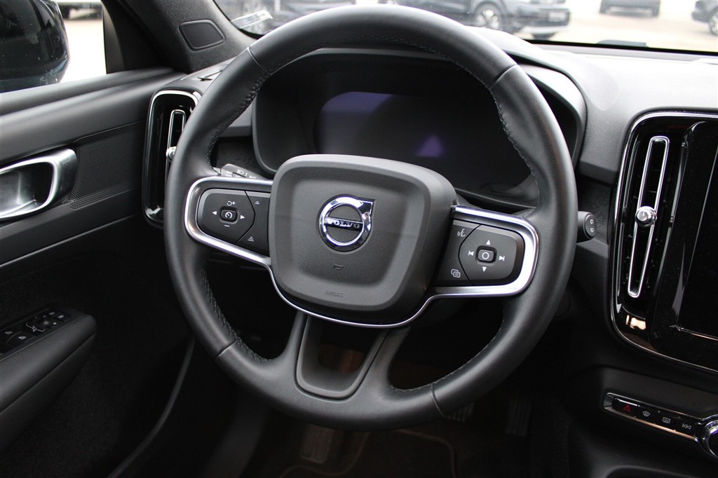 Volvo EX40 Core billede 7