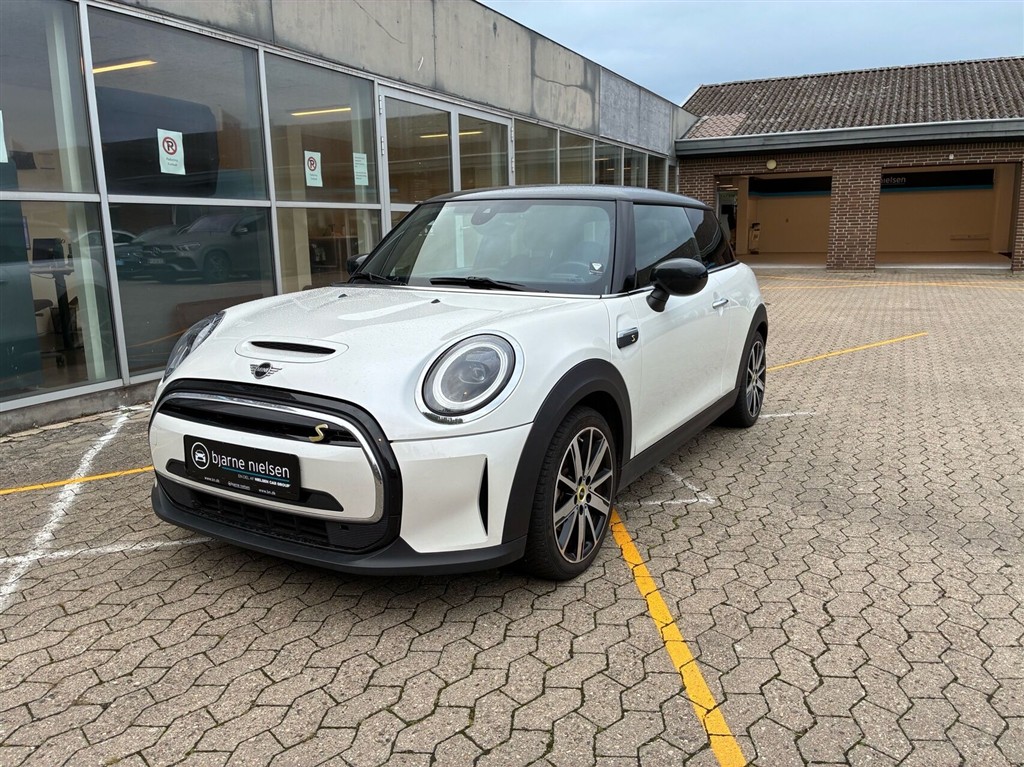 Mini Cooper Essential