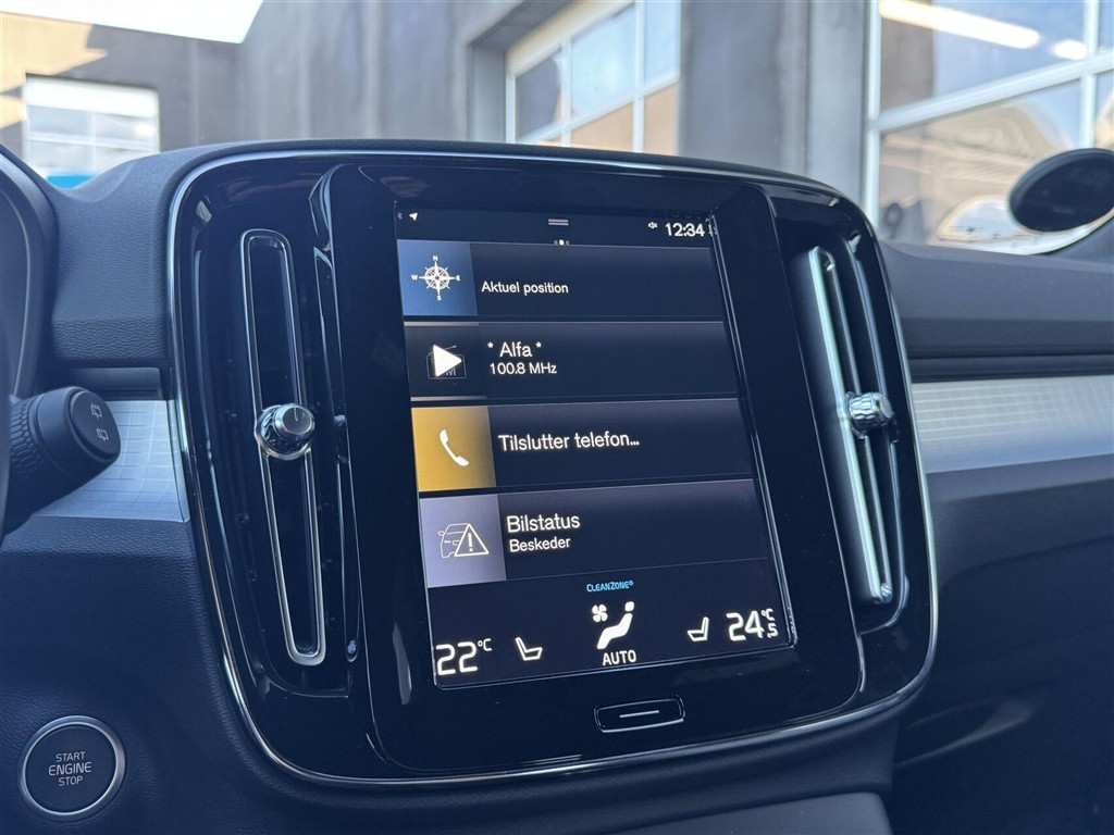Volvo XC40 Plus billede 12