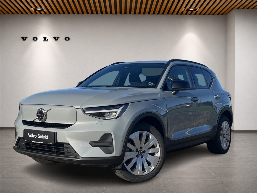 Volvo EX40 Core
