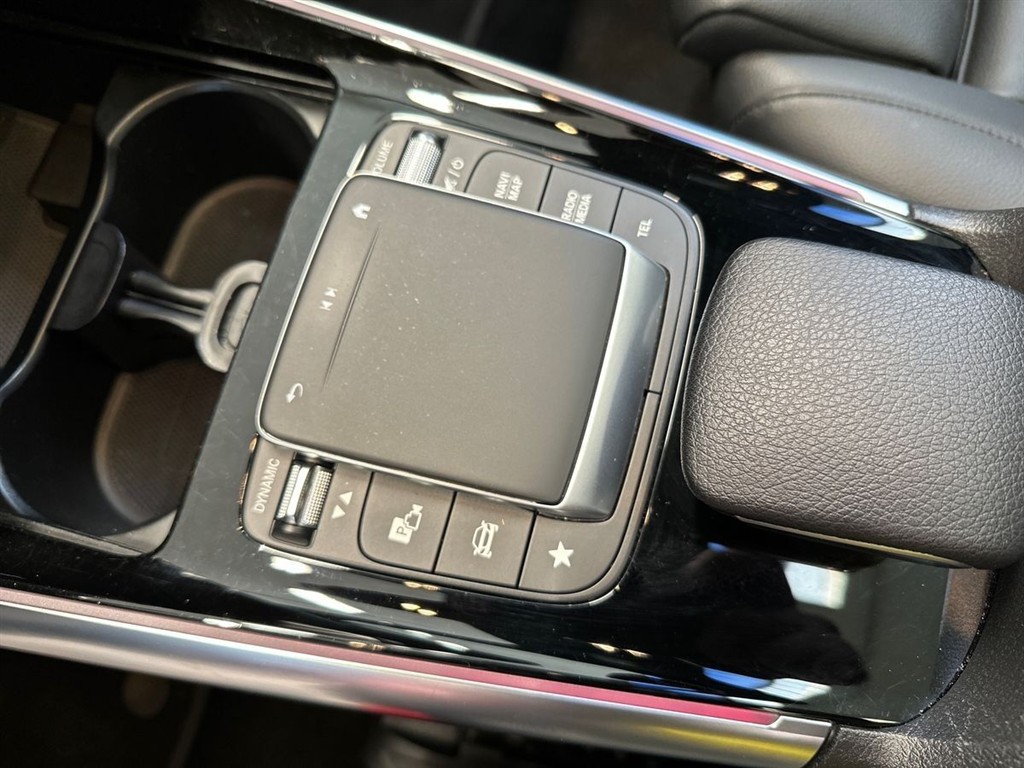 Mercedes-Benz EQA 250 Progressive billede 17