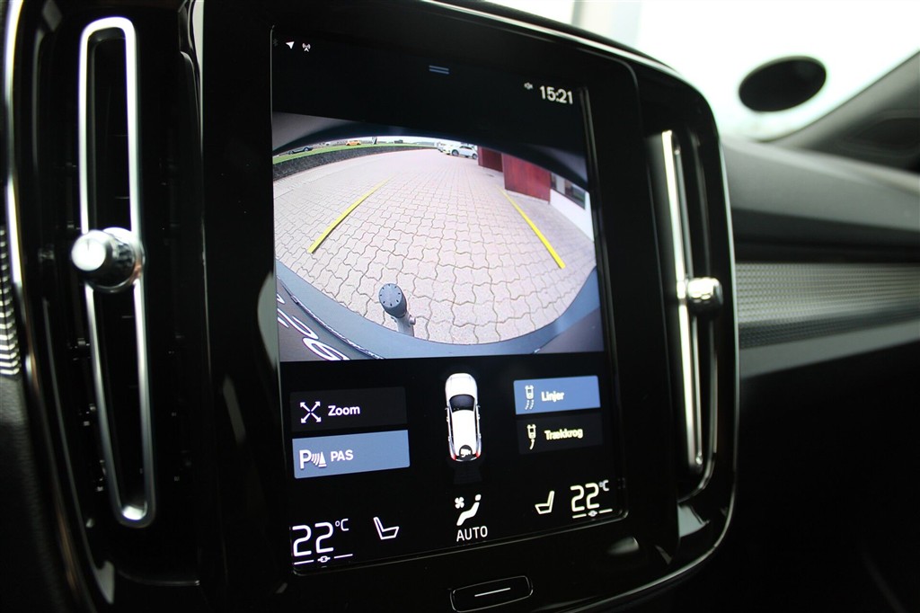 Volvo XC40 R-design billede 8