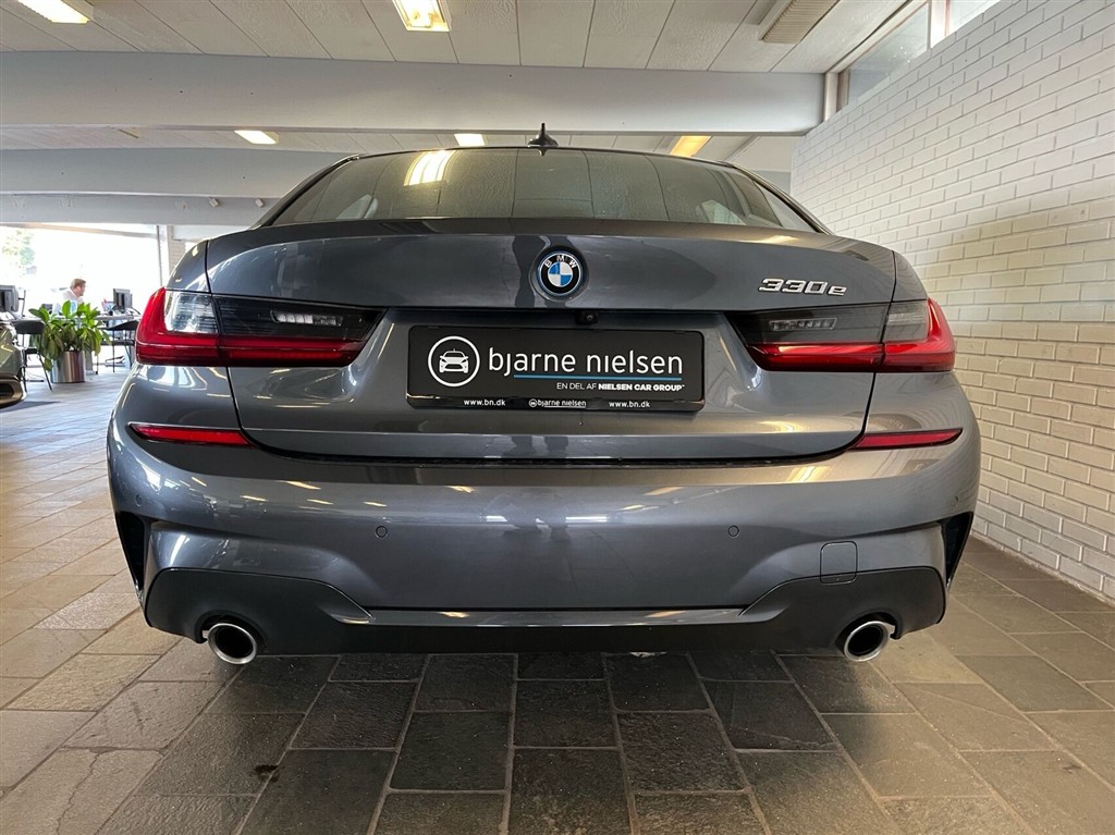 BMW 330e M-Sport billede 4