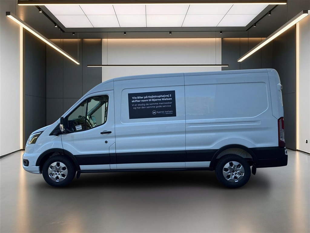 Ford Transit Limited billede 2