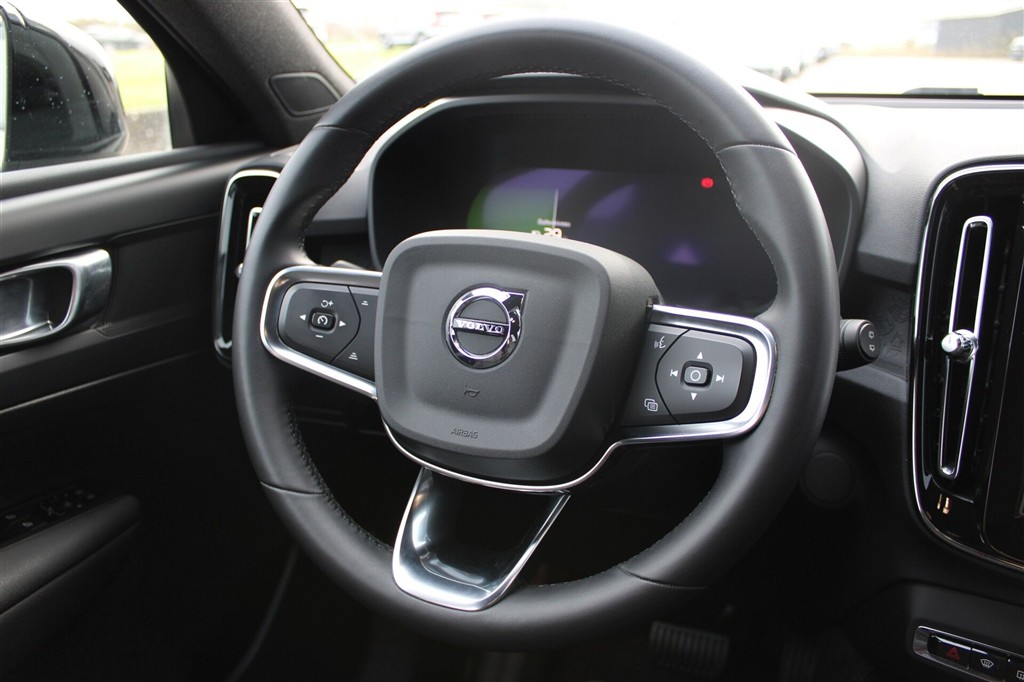 Volvo XC40 Plus billede 7