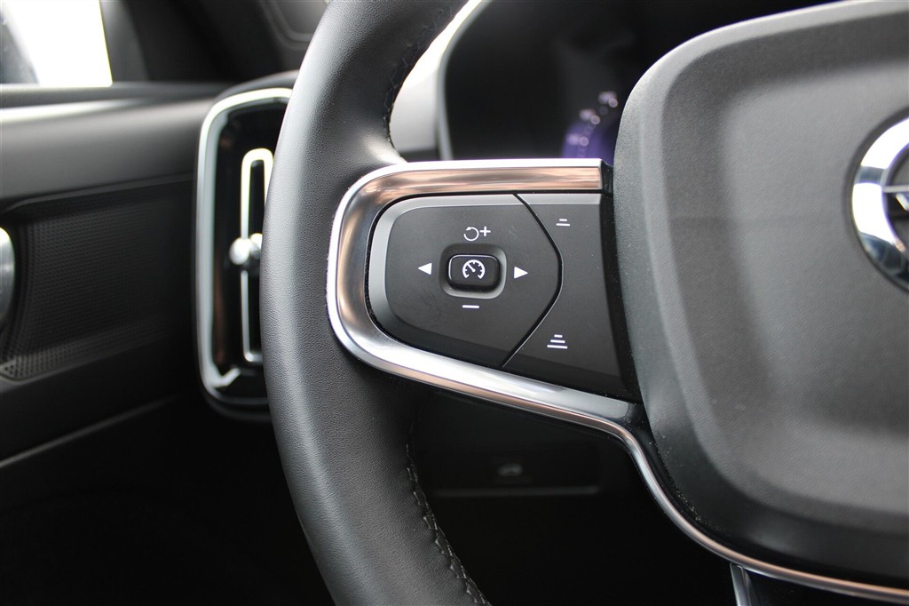 Volvo XC40 Plus billede 9
