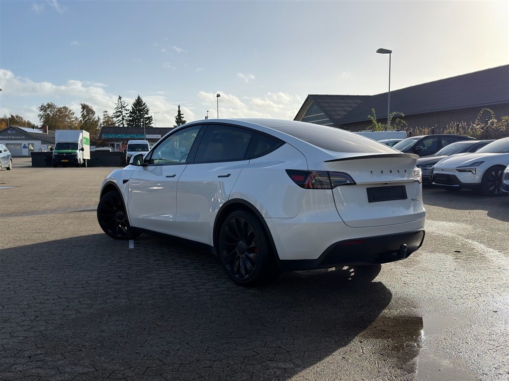 Tesla Model Y Performance billede 7