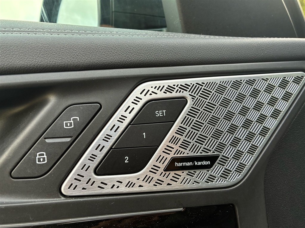 BMW iX1 Fully Charged billede 9
