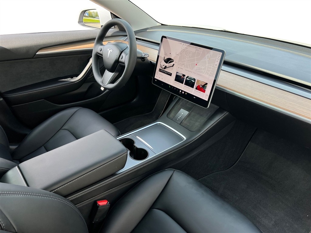 Tesla Model 3 Standard Range Plus billede 10