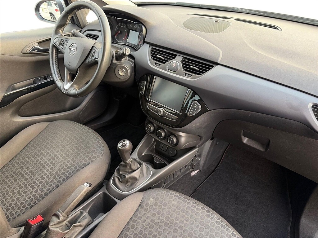 Opel Corsa Impress generic.image 8