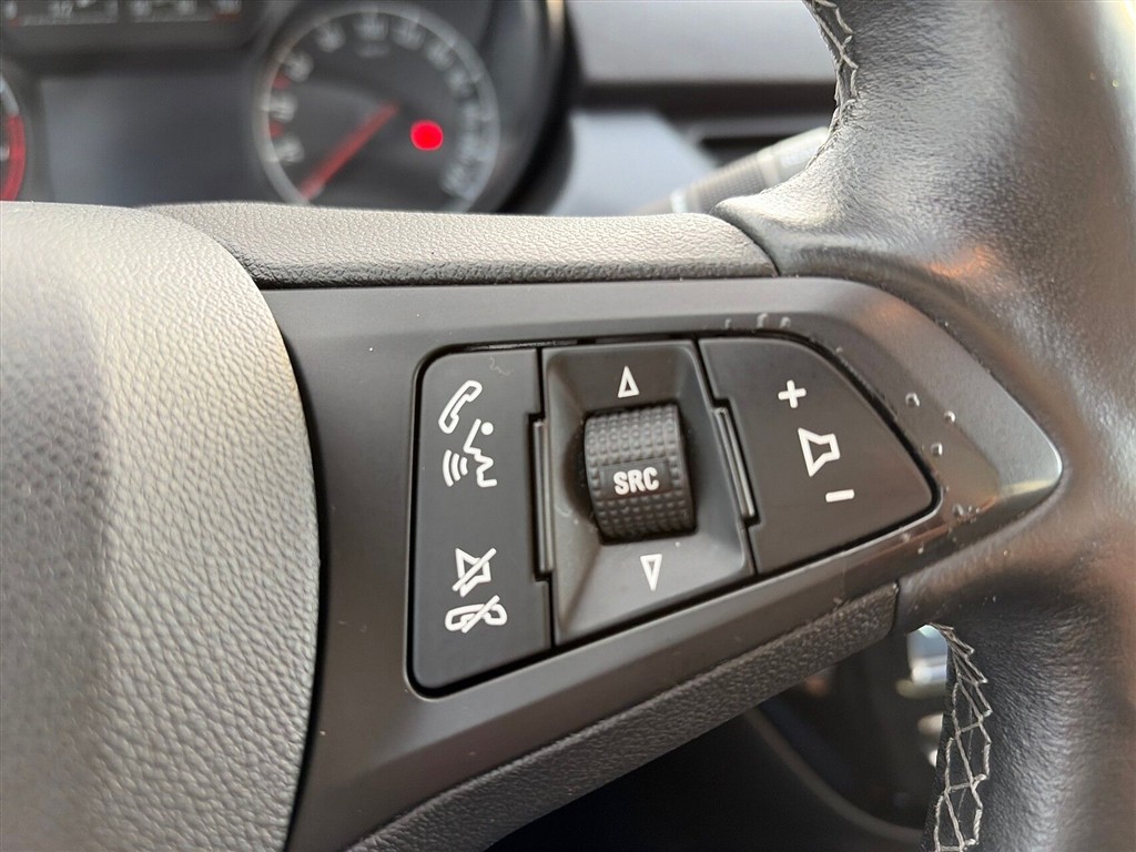 Opel Corsa Impress generic.image 18
