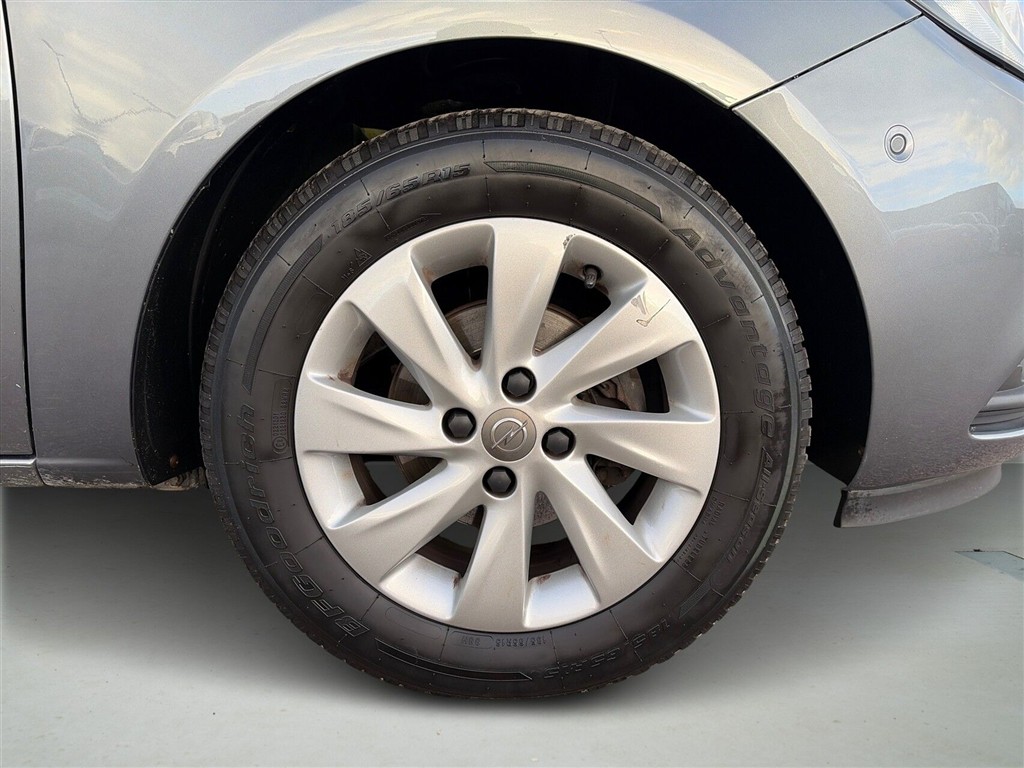 Opel Corsa Impress generic.image 6