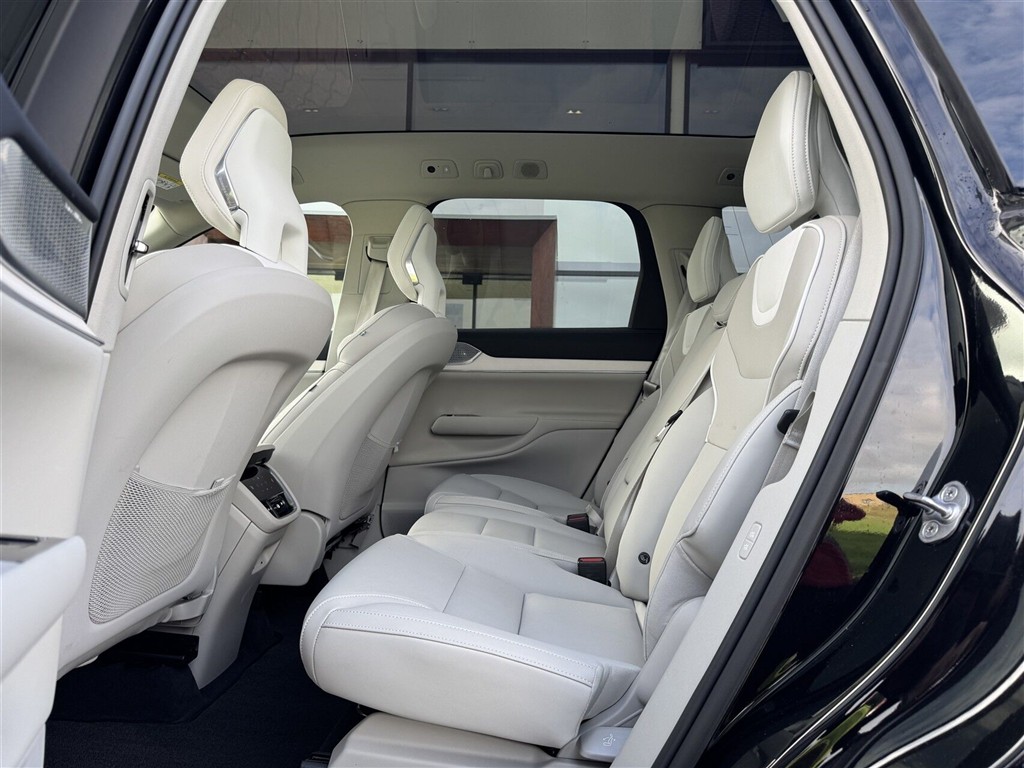 generic.car generic.image 6