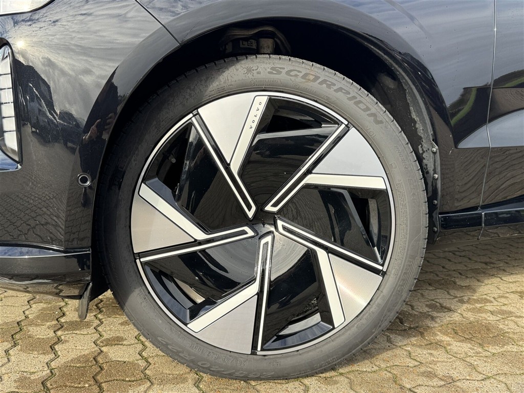 generic.car generic.image 12