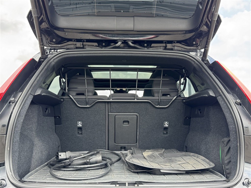 Volvo EX40 Black Edition billede 15