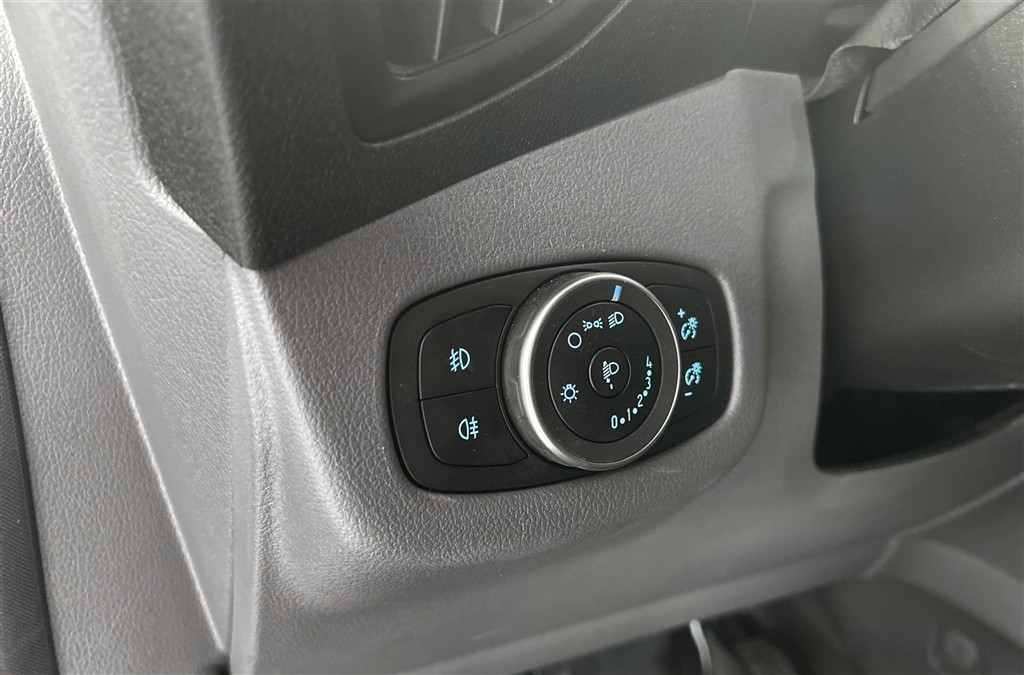 Ford Transit Connect Trend generic.image 9
